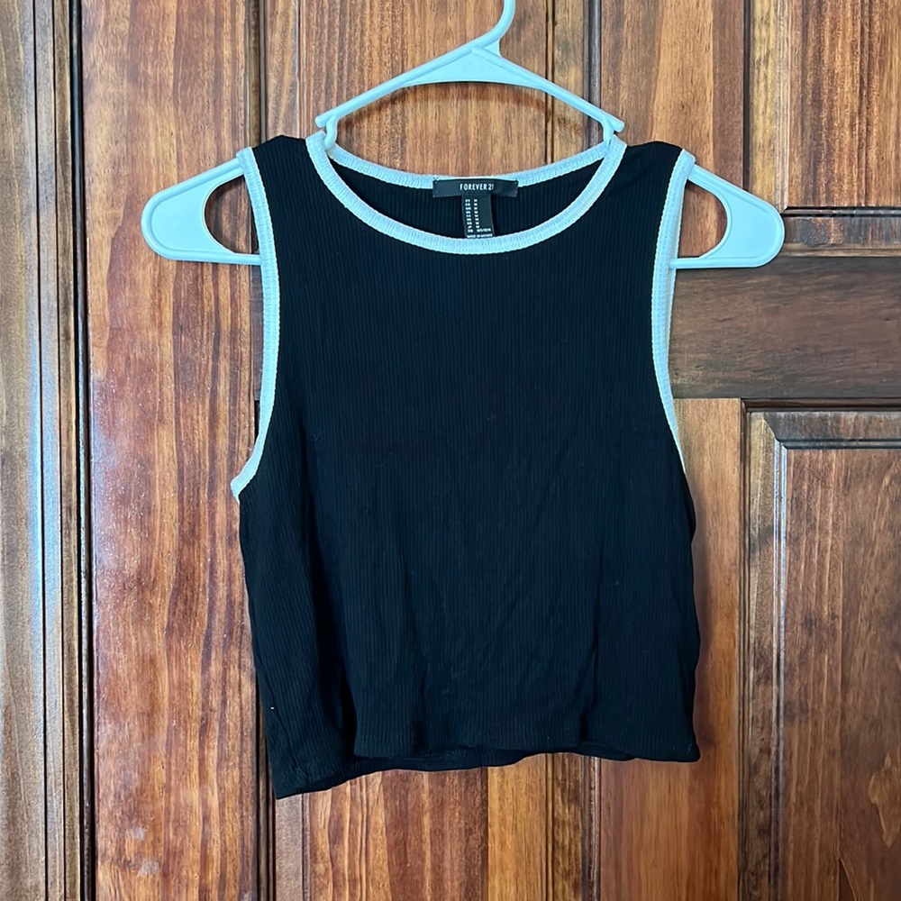 Black and white crop top
